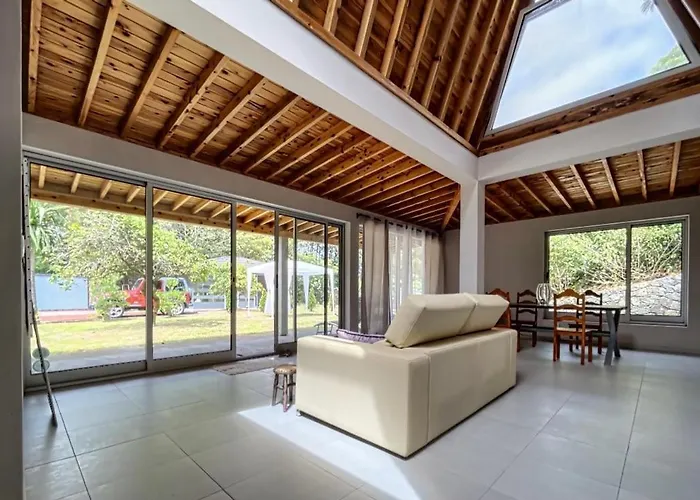 Magnolia Villa Rabo de Peixe